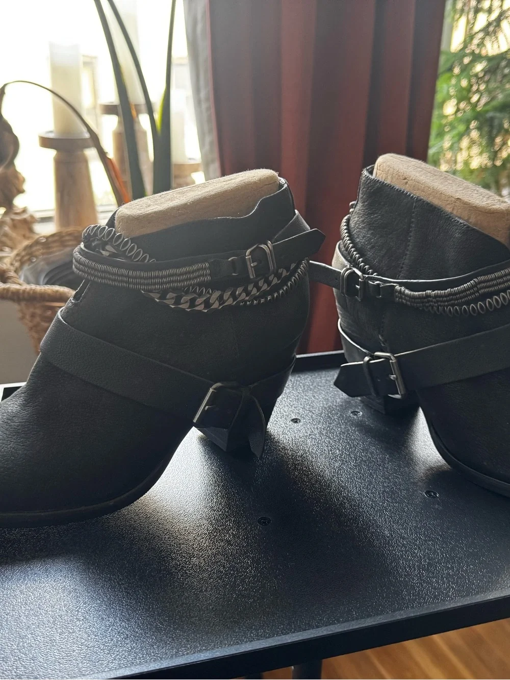 Dolce Vita Ankle Boots with Decorative Straps NEVER WORN 9
